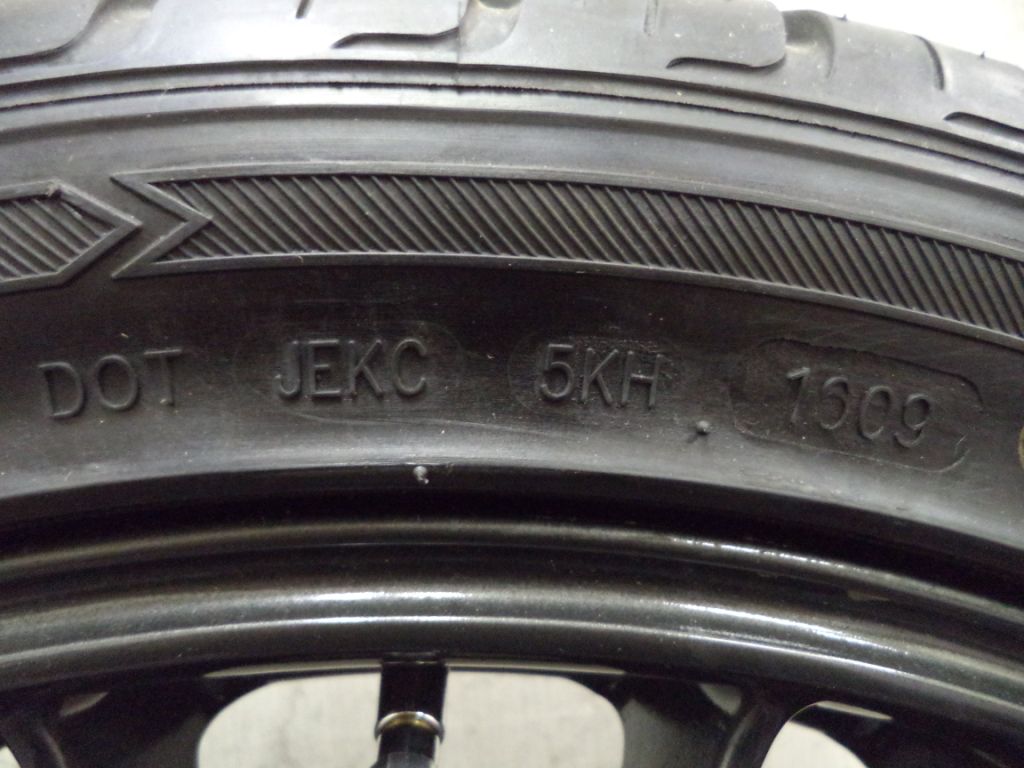 Срок годности автомобильных шин. Dot номер Pirelli. Dot шины. Дата выпуска резины Пирелли. Dot код шины.